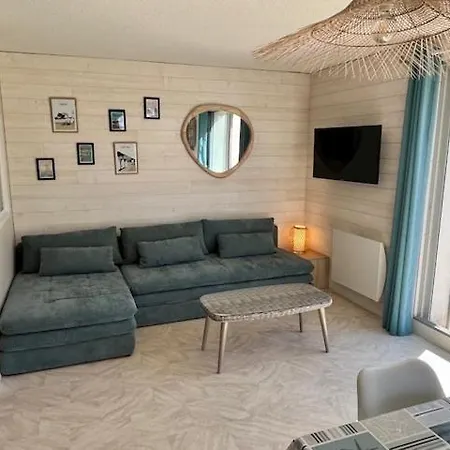 Vue Avec Acces Direct A La Jullouville-les-Pins