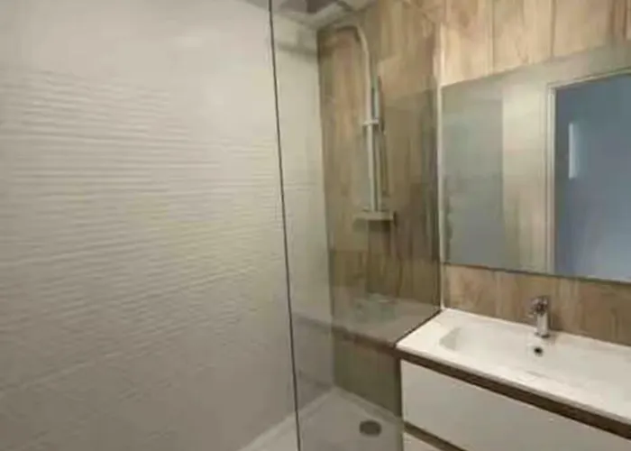 Apartment Vue Avec Acces Direct A La Jullouville-les-Pins